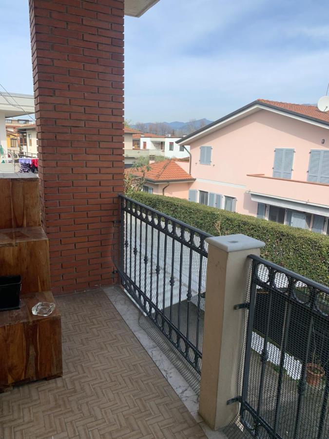 La Casa Di Vale Apartment Marina di Massa Exterior foto